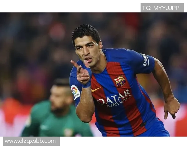 足球球星年薪最高的一年:顶级球员收入大揭秘及其背后的商业价值 足球球星年薪最高的一年:顶级球员收入大揭秘及其背后的商业价值